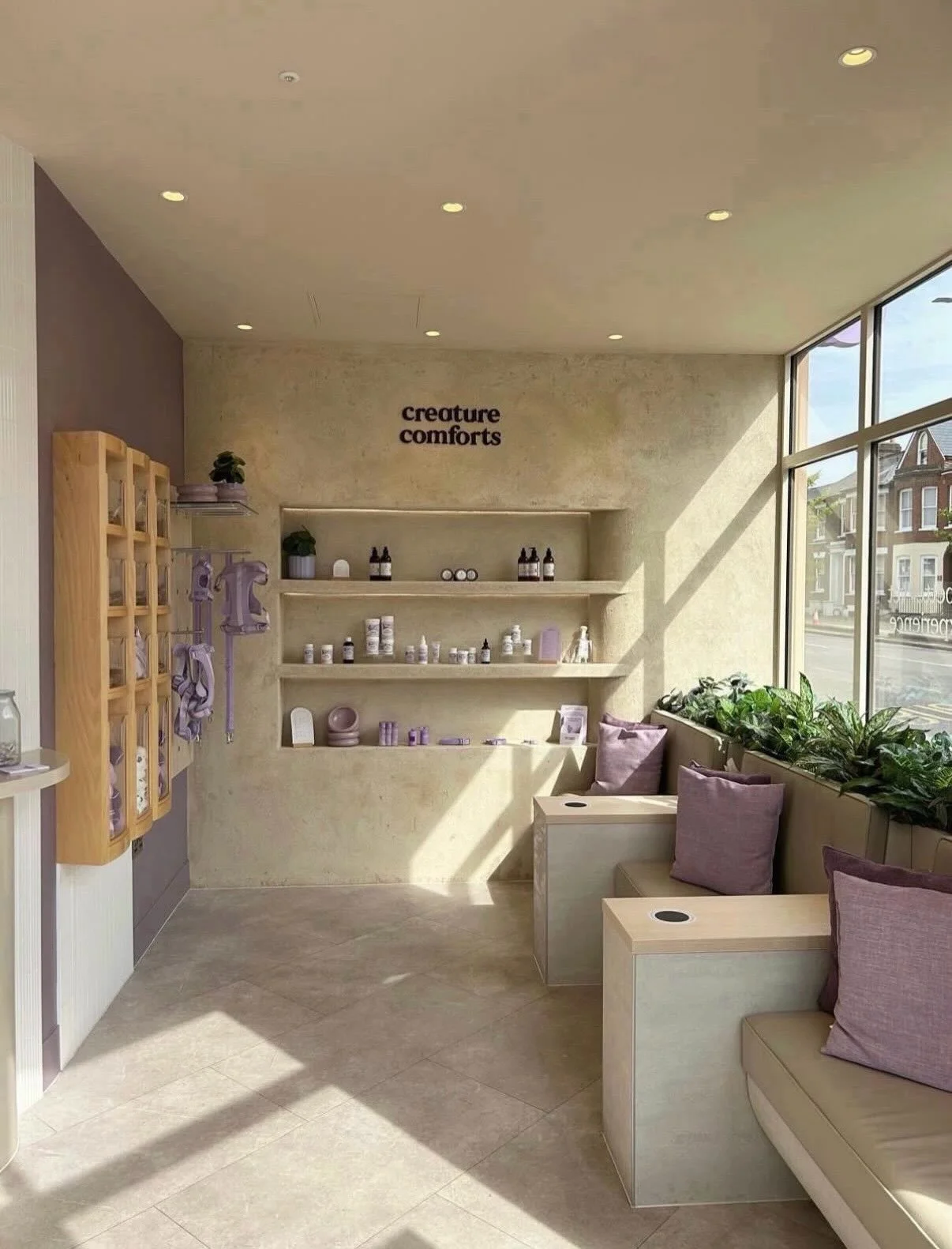Our member @creaturecomfortsvetclinic is your local vet clinic, taking care of dogs, cats and rabbits in St. Albans. 
🐈
They&rsquo;re rebuilding vet care from the ground up, offering easy access to appointments, personal relationships, a stunning cl