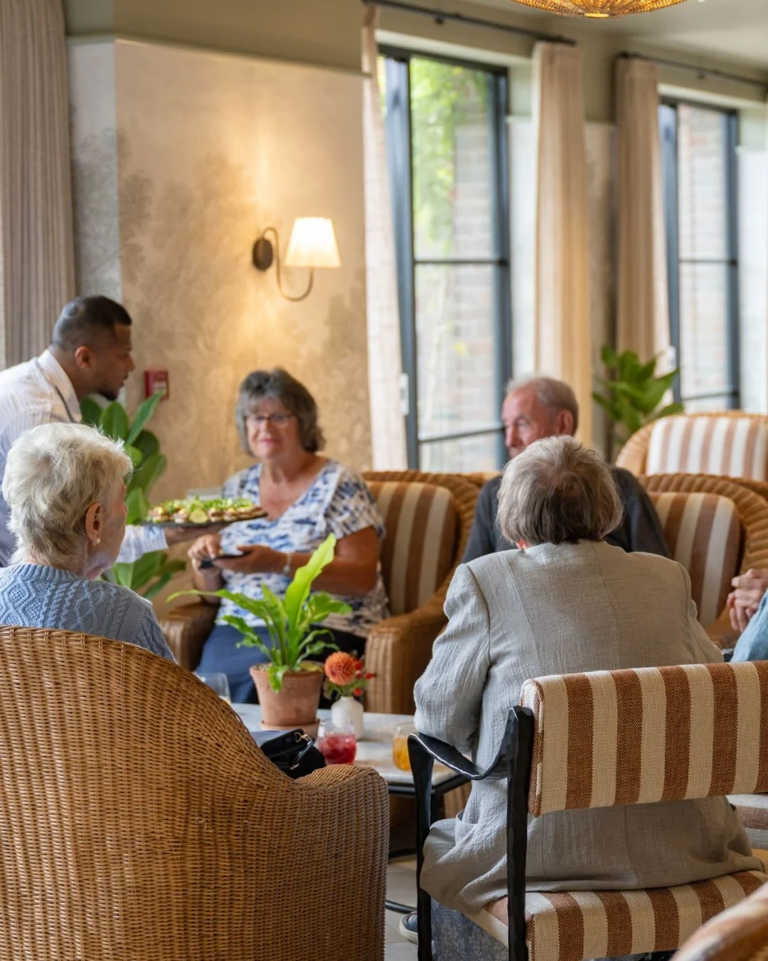What a launch! 🎉 Over 200 members of the St Albans community attended the official launch of our member @theoakleigh_, getting a feel for the lifestyle on offer and exploring their restaurant, library, conservatory, art studio and gym.
🫶
@theoakle