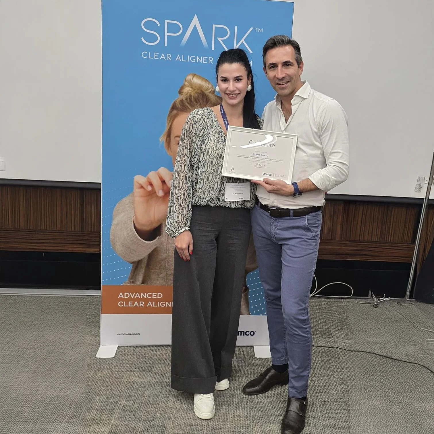 ✨🦷 Nu ratăm oportunitatea de a &icirc;nvăța de la cei mai buni și de a aduce excelența &icirc;n tratamentele noastre de zi cu zi! 

Am avut onoarea de a participa la Masterclass-ul de alignere Spark alături de Dr. Enzo Pasciuti. O experiență plină d