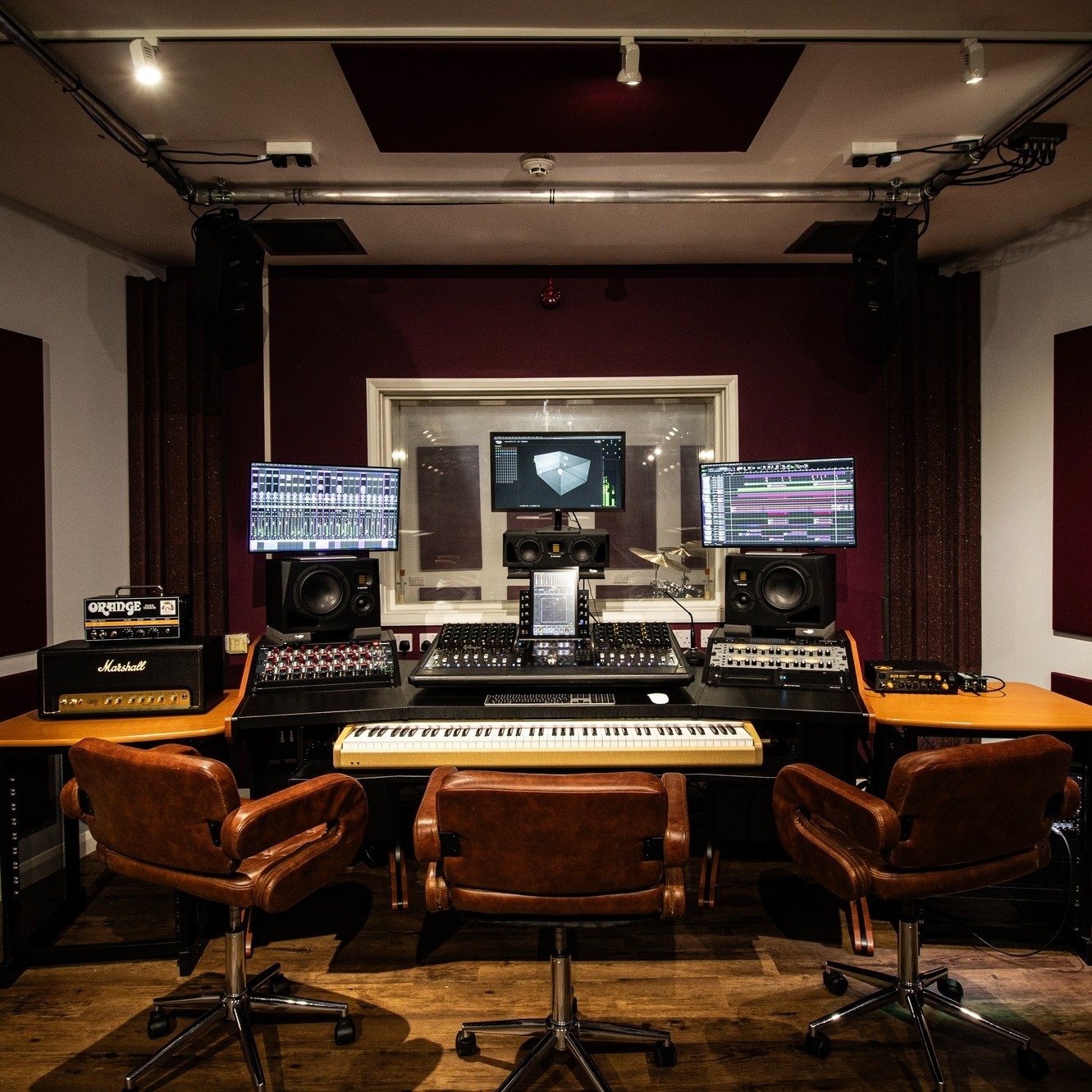Ready to turn your passion for music into a professional pathway? 🎶

Our Commercial Music Production degree is designed for future producers, artists, engineers, and composers who are ready to make their mark.

From day one, you&rsquo;ll get hands-o