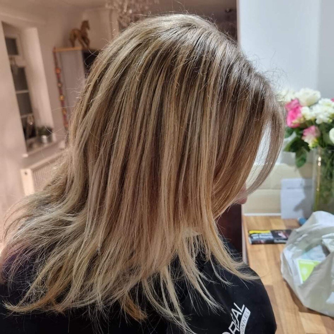 Colour by Nadia . Balayage using L&rsquo;Or&eacute;al bleach finished with 10.21 toner #salonlife✂️ #stylist #colourist #loreal #dyson