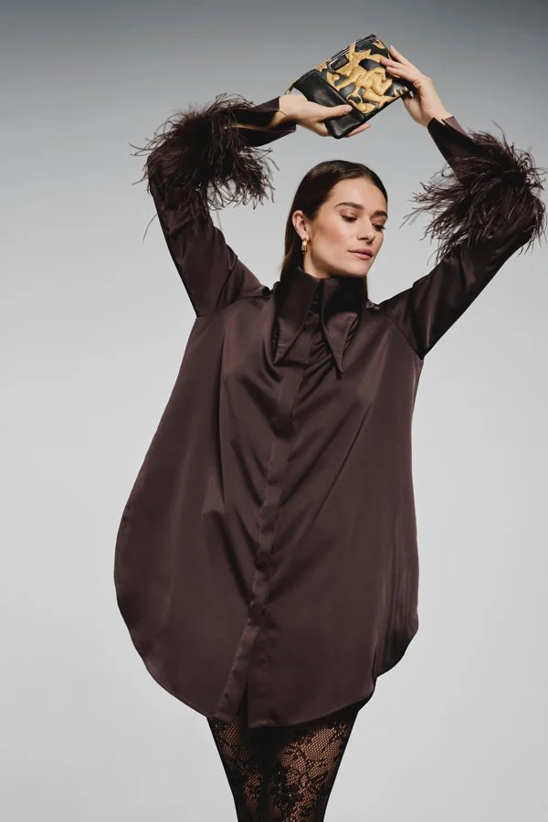 Productfotografie op model. Productfotograaf Den Bosch, Noord-Brabant. Studiofotograaf. Portretfotografie, e-commerce fotograaf. lifestylefotograaf. Noord-Brabant, Den Bosch. Fotostudio, Portetfotograaf, productfotograaf, studiofotograaf. Commerciele