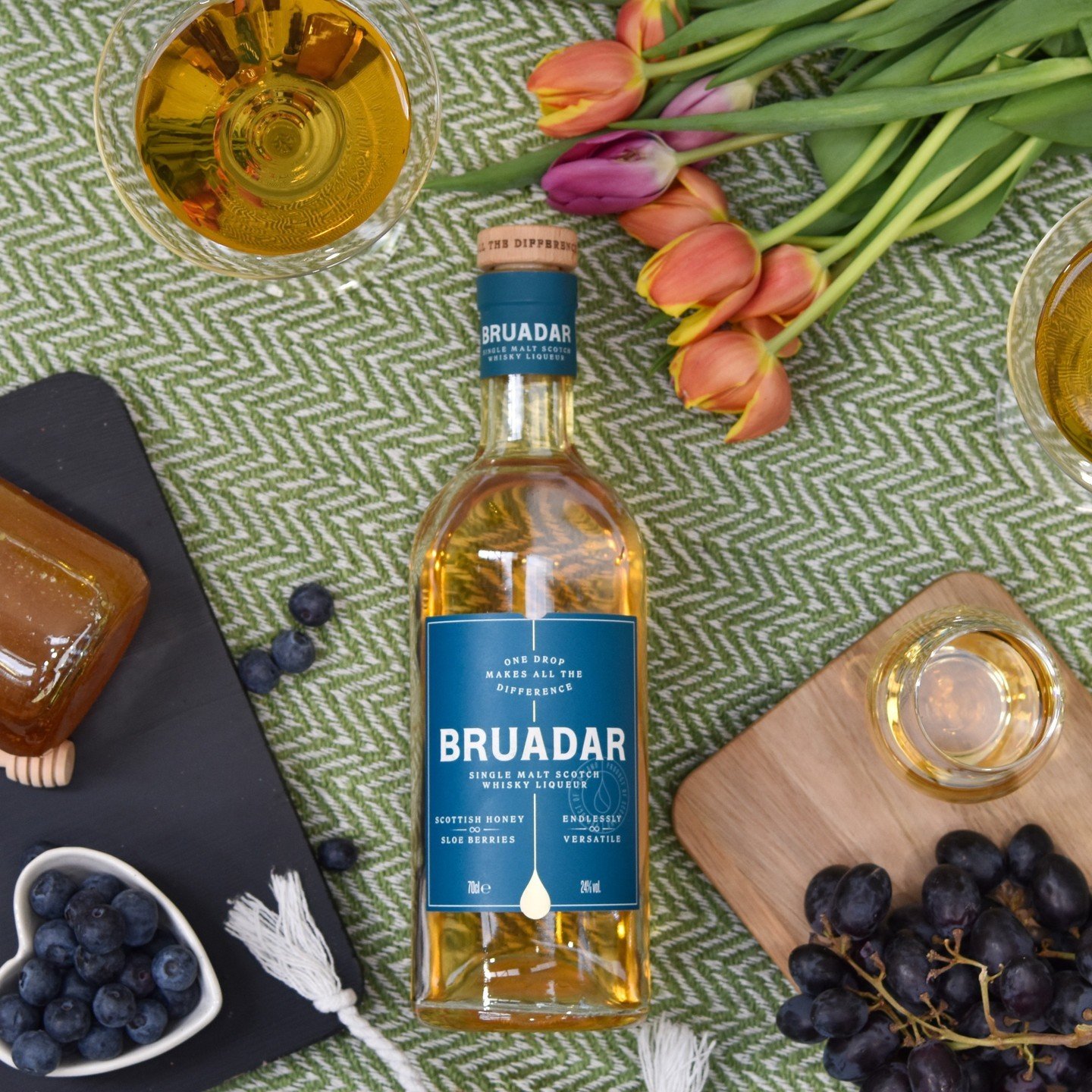 Sip, savour and share🥃⁠
⁠
Bruadar, made for sharing. Enjoy an ice-cold Bruadar with your nearest and dearest - share the sweetness🍯⁠
-⁠
-⁠
-⁠
-⁠
-⁠
#bruadar #liqueur #whisky #whiskey #mswd #morrisonscotchwhiskydistillers #morrisondistillers #scotti