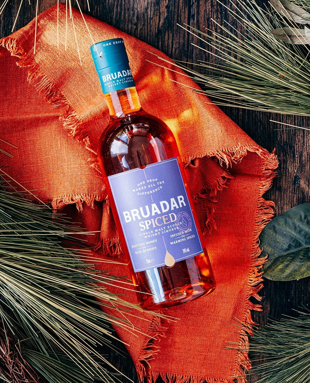 🎁It's officially gift giving season!🎁⁠
⁠
Share it around - we recommend over ice, in cocktails or even in the Christmas cake for an extra touch of sticky sweetness!⁠
⁠
Make sure to tag us in all your creations or cosy vibes!⁠
-⁠
-⁠
-⁠
-⁠
-⁠
#bruada