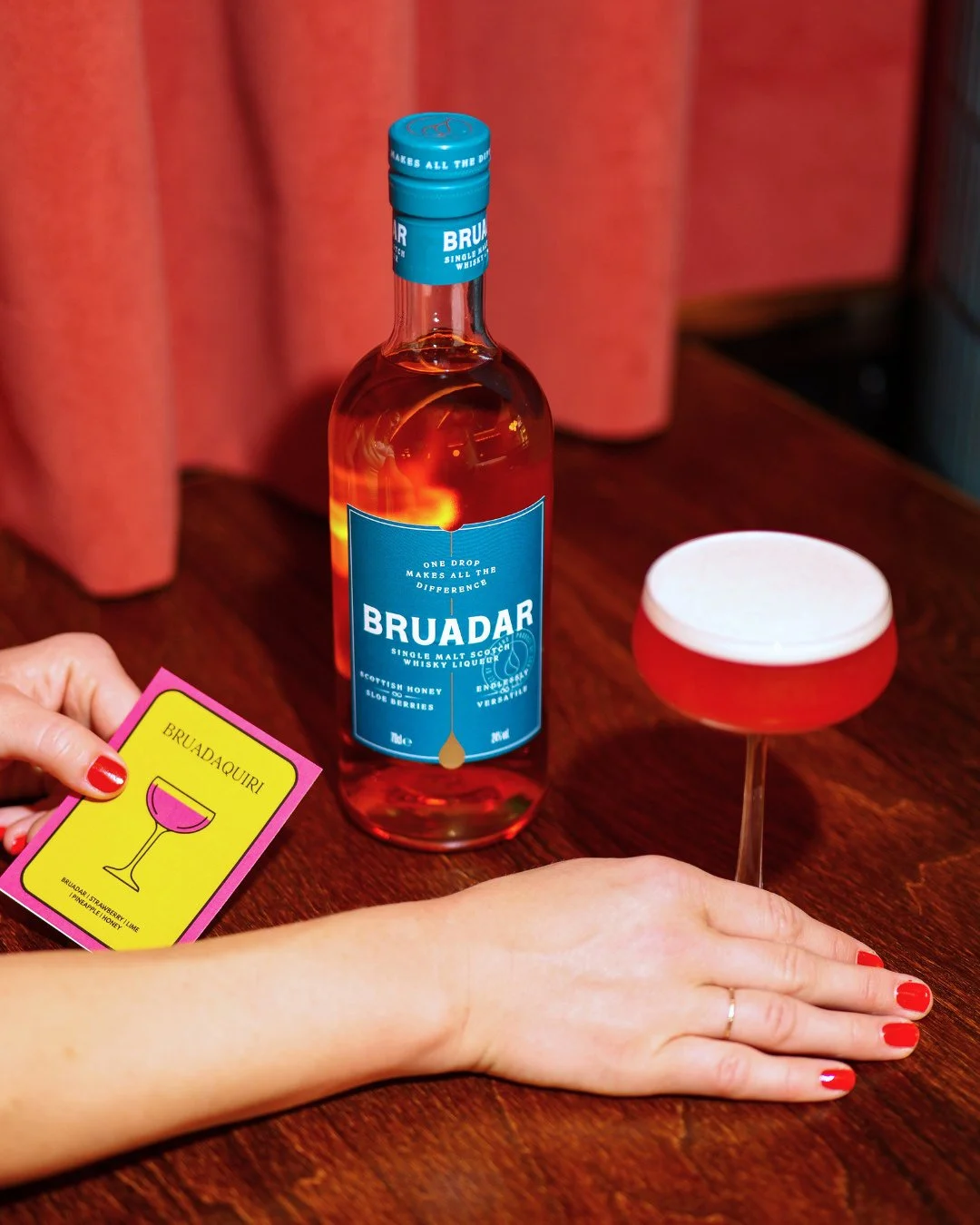 The daquiri has had a glow up🍸️⁠
⁠
Add some Bruadar to your next serve and sweeten things things up⁠
⁠
Bruadar. Born to Blend✨️⁠
-⁠
-⁠
-⁠
-⁠
-⁠
-⁠
#bruadar #liqueur #whisky #whiskey #bruadarwhisky #bruadarwhiskey #honey #sloeberries #bruadarliqueur 
