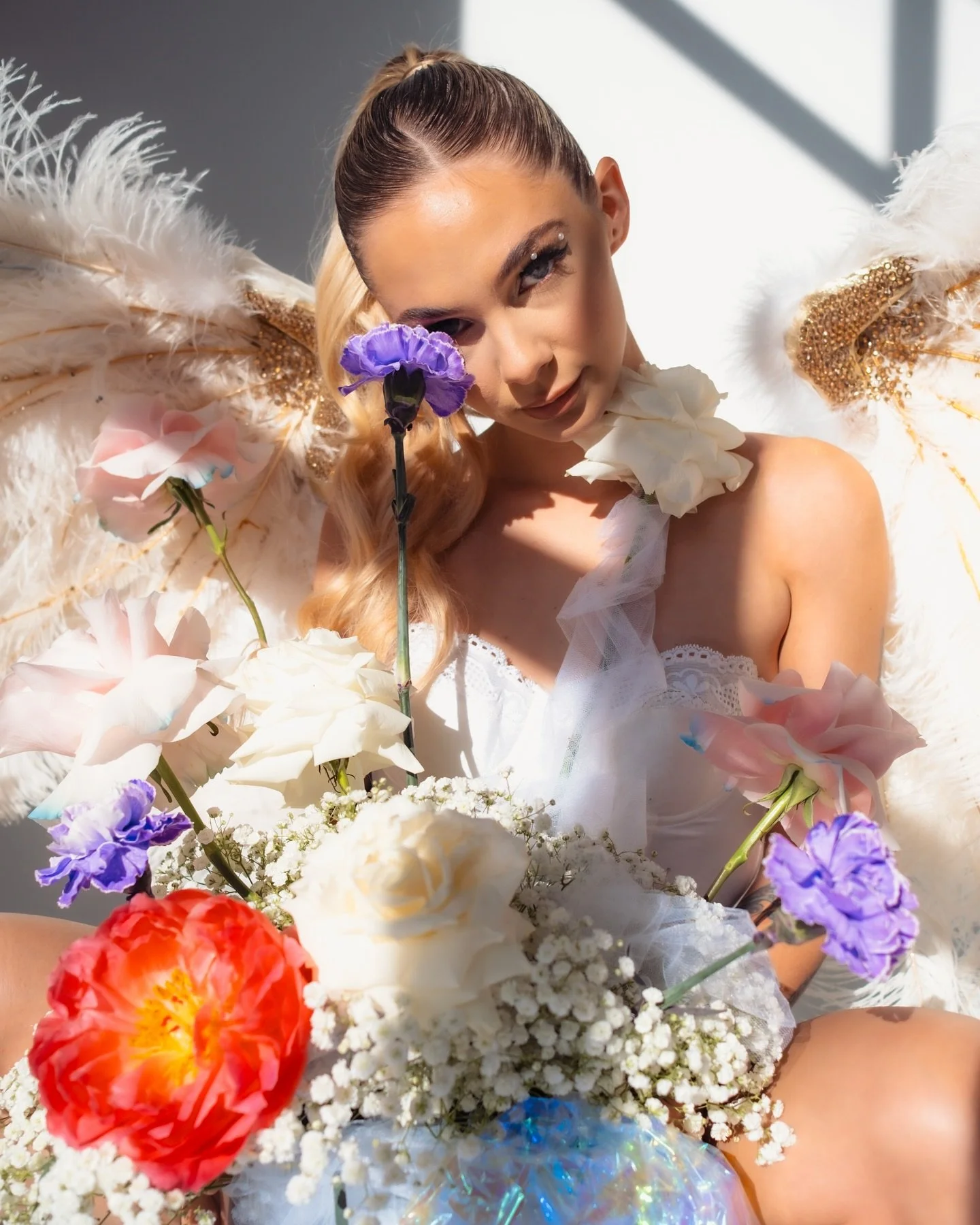 Archive 2022 with @babygirlisagun 

Hailey eats it up every damn time 🥣

#angelbaby #angelsquad #editorialshoot #floraldesign #modelposes #coloradophotographer