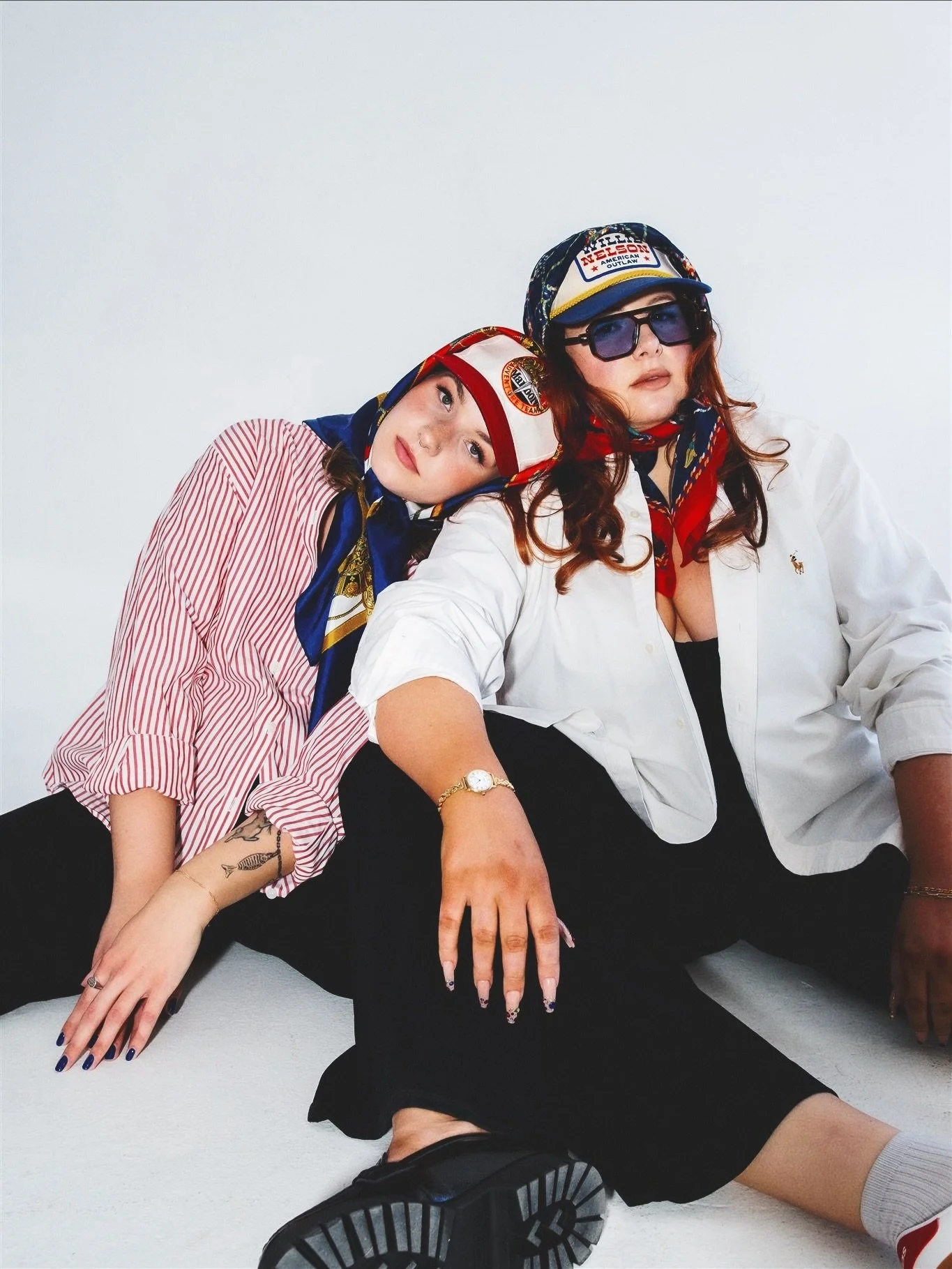 Somewhere Studios Branding session with the dream team @ladyemmm and @skrawberrie 

@somewherestudioco 

Email me to book a branding session and receive a library of images you can use for the next 6-12 months 🙂&zwj;↕️

#brandingphotography #content