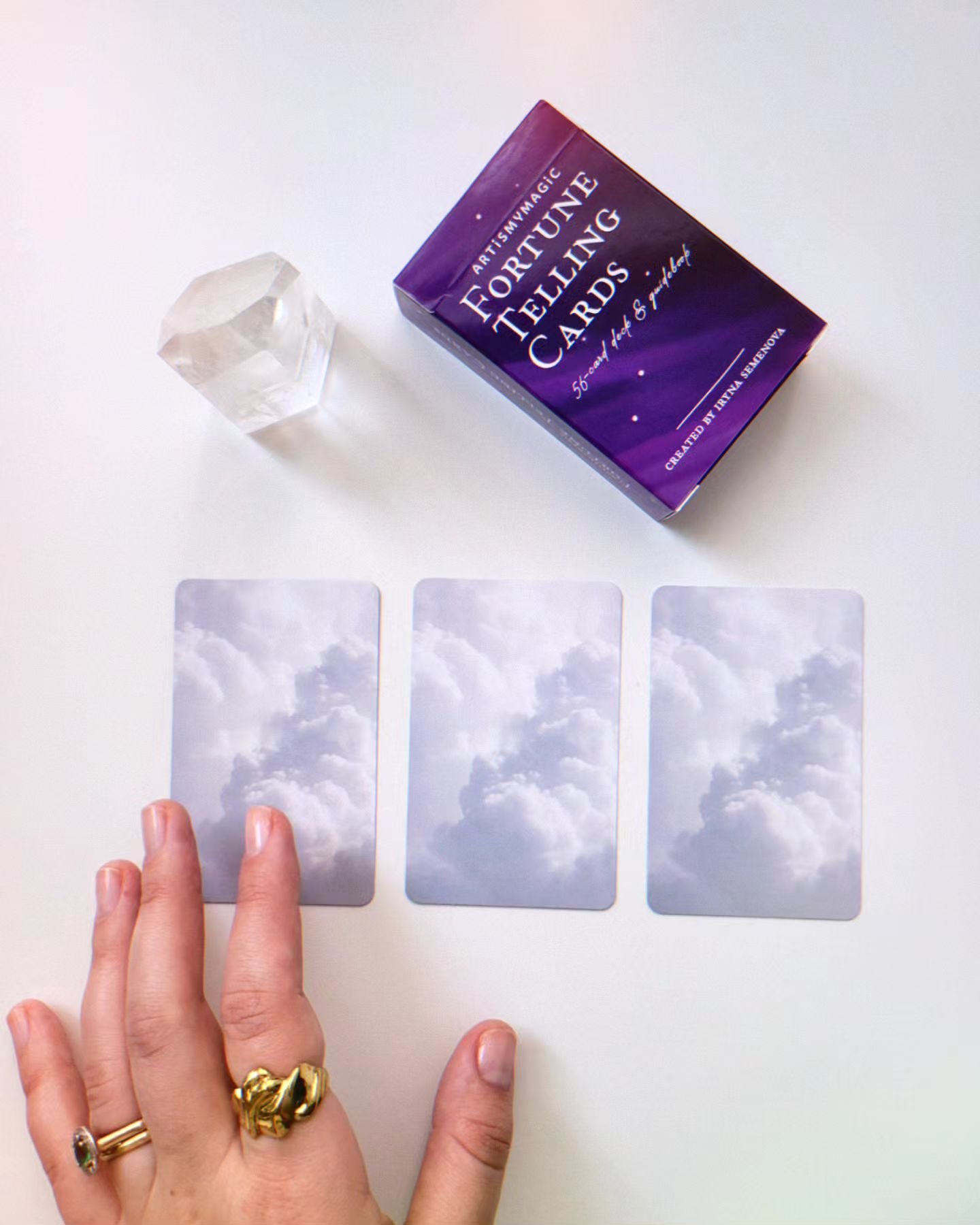 Time to pick a card! Swipe to see your message 🔮

Intelligence - you will get a brilliant idea, will see something in a new light or will use your intelligence to solve a problem. 💡

Authority - this card involves authority of any kind that will in