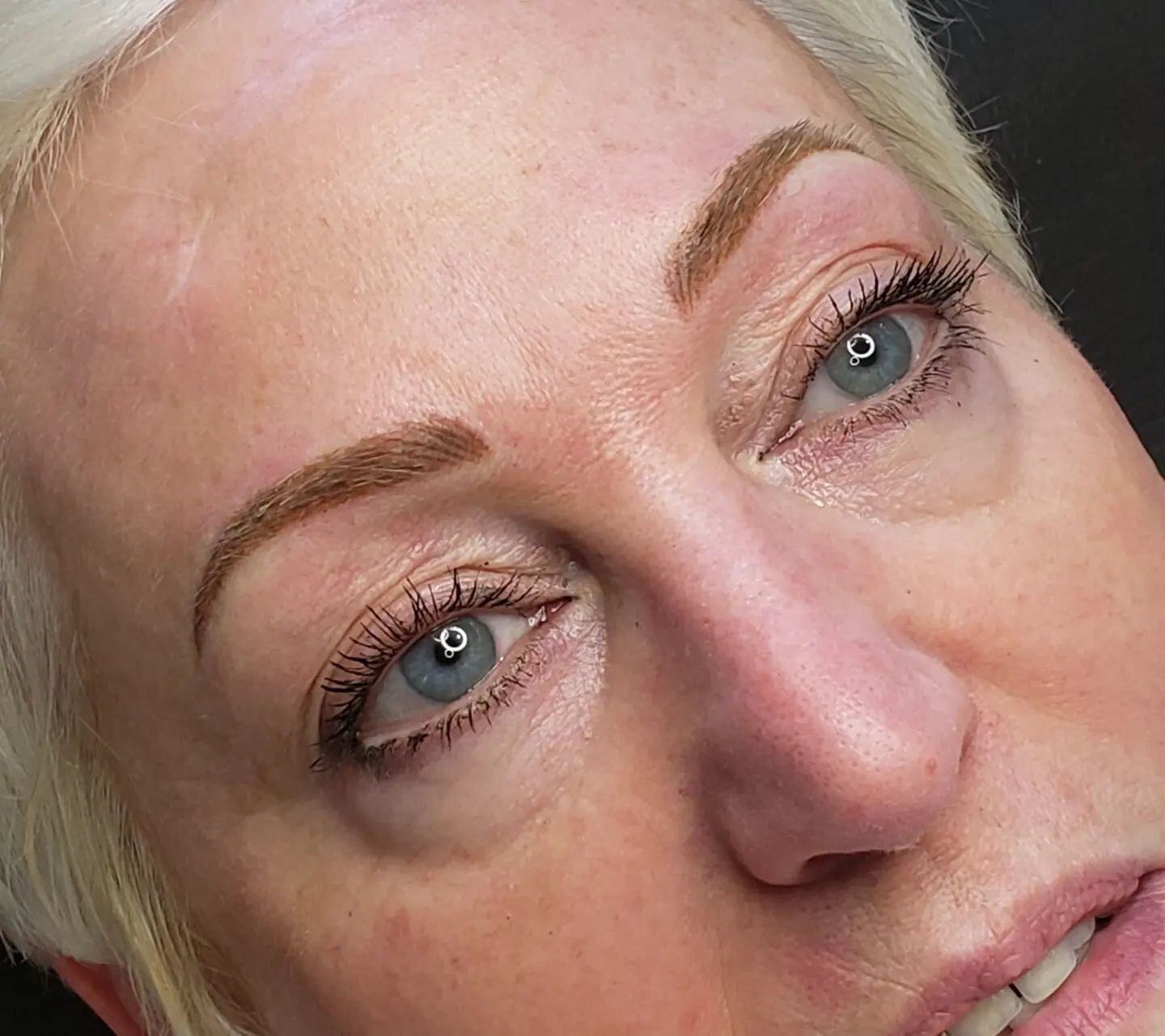 Brows to frame these blue eyes! 💙

This fab lady had old faded PMU and knew it was time for a refresh! We gave her a combo brow with powder shading through the body and tail and hairstrokes in the front. 
These will soften with healing and we can da