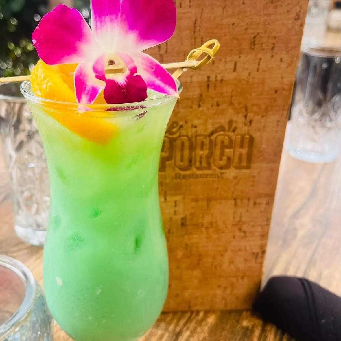 Sunshine &amp; Sip&rsquo;n ☀️