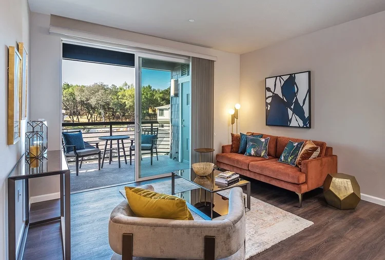 Canyon Oaks Apartments