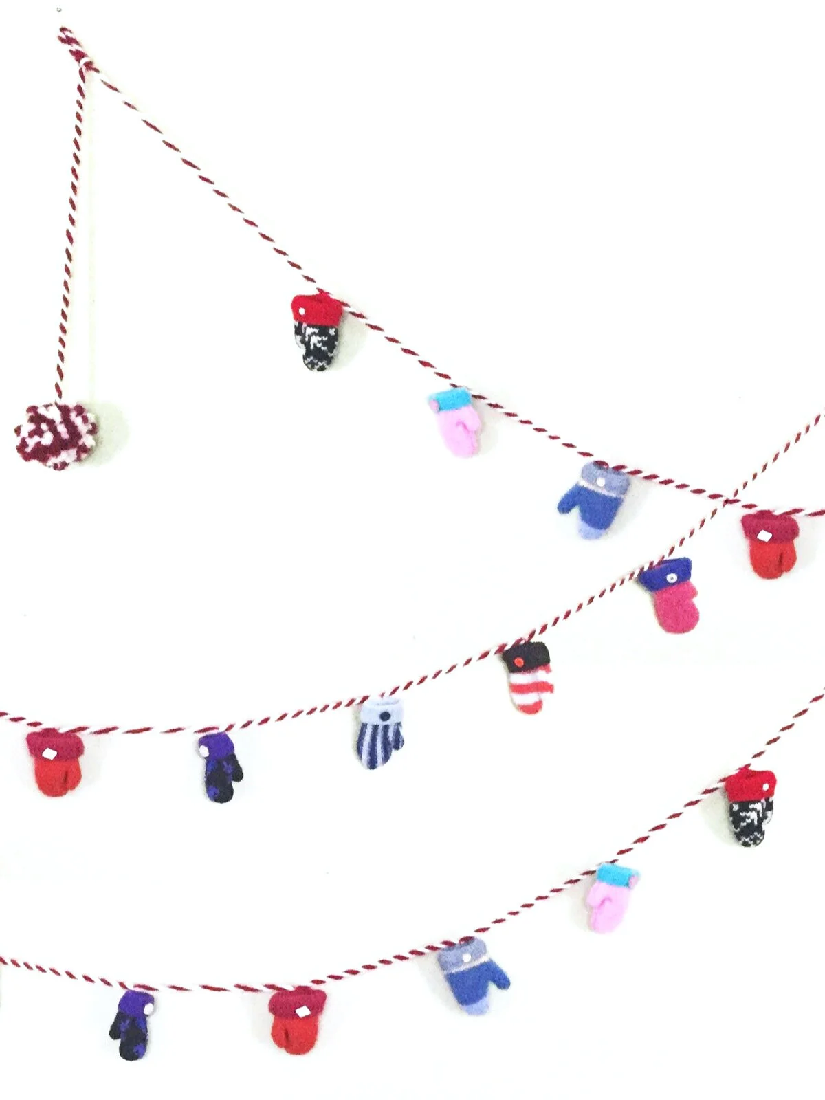 Mini-Mittens-Garland_3x4.jpg