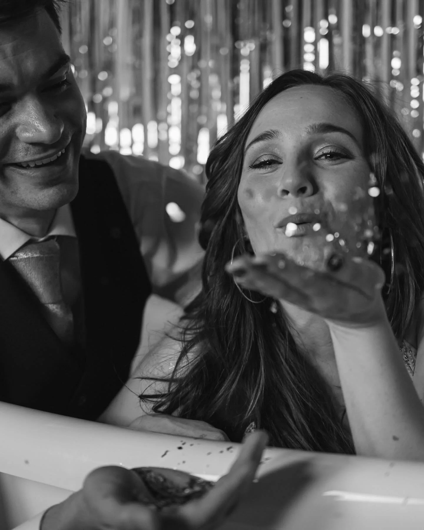 &ldquo;The best moments are the ones you never planned&mdash;the ones full of love, laughter, and a little bit of chaos.&rdquo;
 
⸻
 
This NYE session had everything! 🥂✨📸🍕
I love when couples let loose, embrace the chaos, and truly enjoy the momen