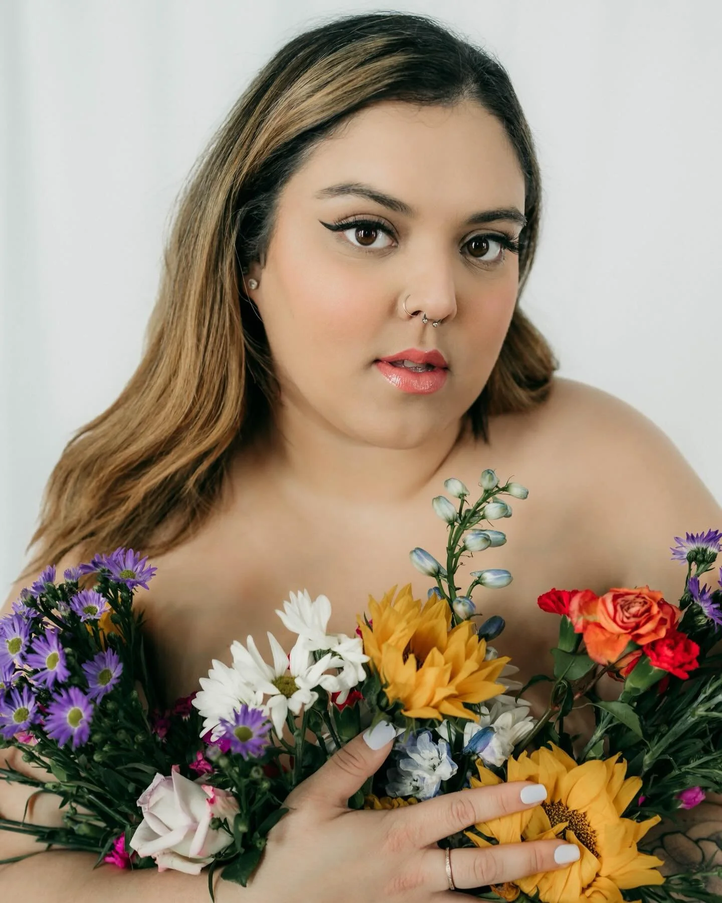 𝐒 𝐎 𝐏 𝐇 𝐈 𝐀 | 𝑙𝑖𝑓𝑒𝑠𝑡𝑦𝑙𝑒 

&bull; Feb 2023 &bull; 

💄: @magicandglamco