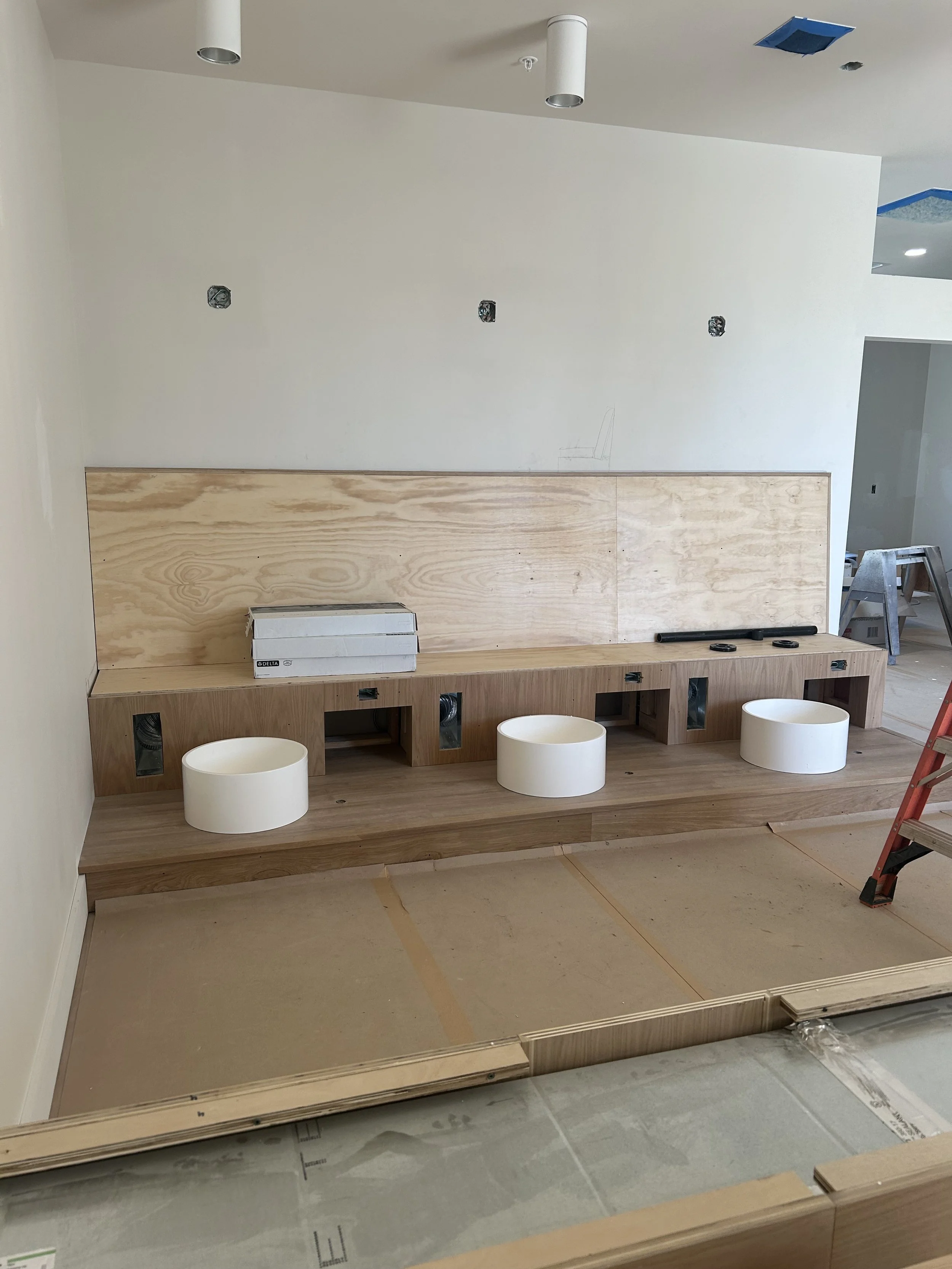 Pedicure Bench