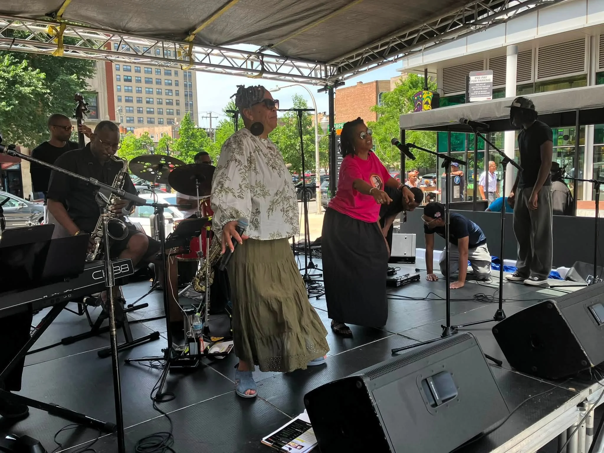 2 Brown Sisters and Hundreds More “HIPsters” Honor Oscar Brown Jr.’s Century of Excellence