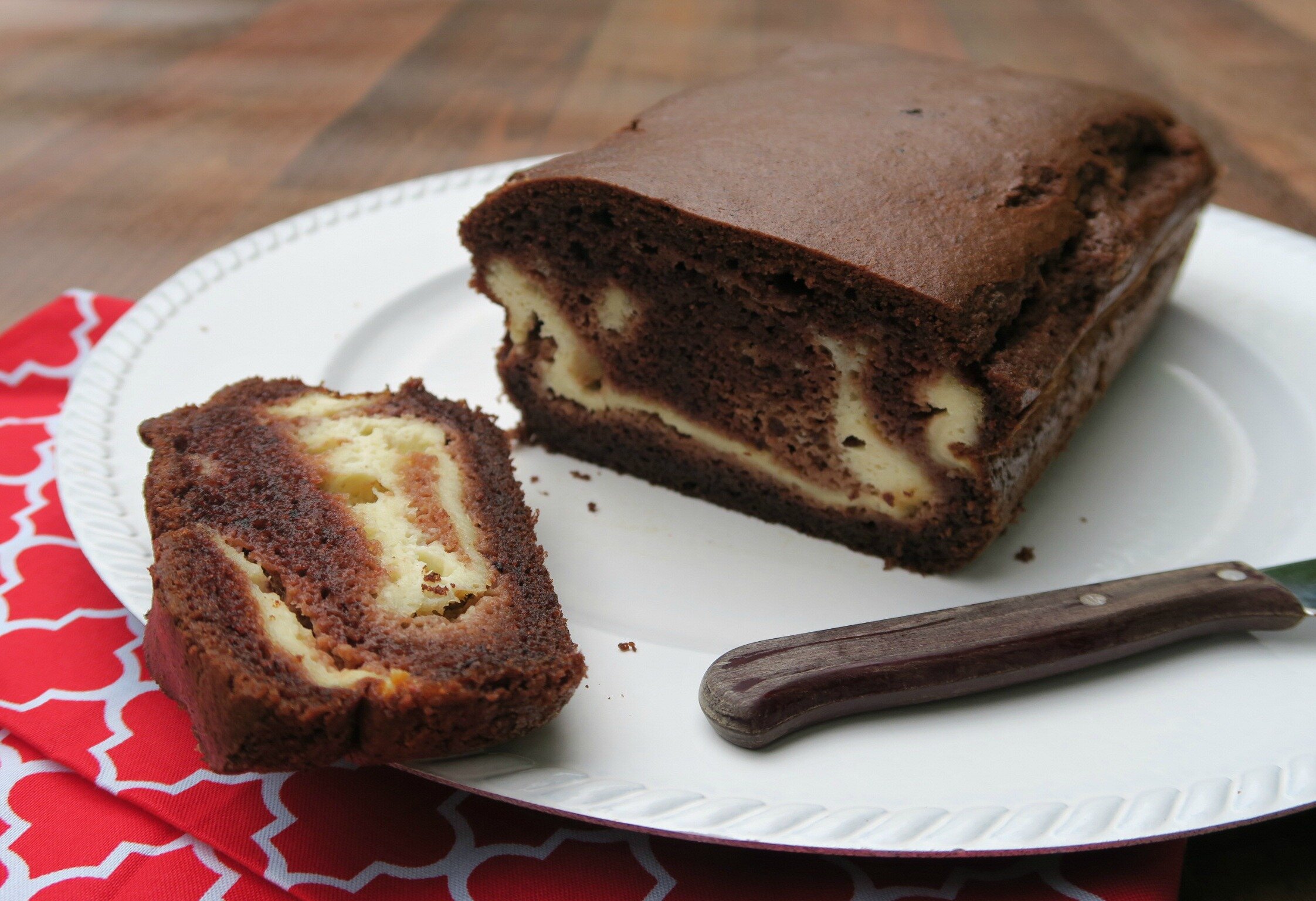Chocolate banana  bread with cheese filling - grain-free, no refined sugar