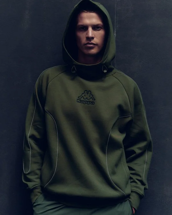 20250716_ExtCampaign_Kappa_D6:8_liveTracksuit&Tee_EC_Shot004_200.jpg