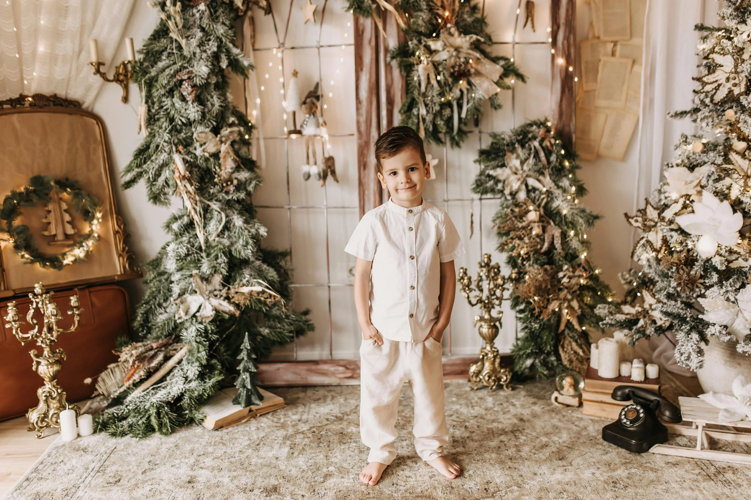 5 Creative Family Photo Ideas for Your Holiday Cards