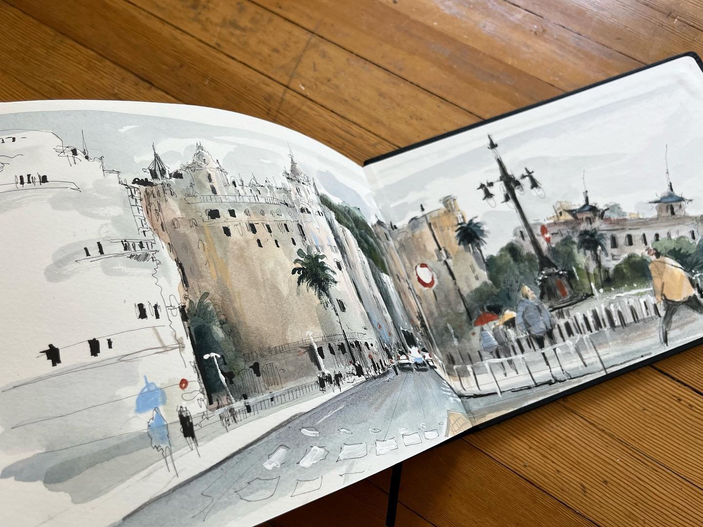On my way to San Sebastian&rsquo;s bus station to go back home I had a little bit of time and saw one more scene that I wanted to capture. I was on my last page of the sketchbook, the page that attaches the inside of the book to the cover. I wasn&rsq