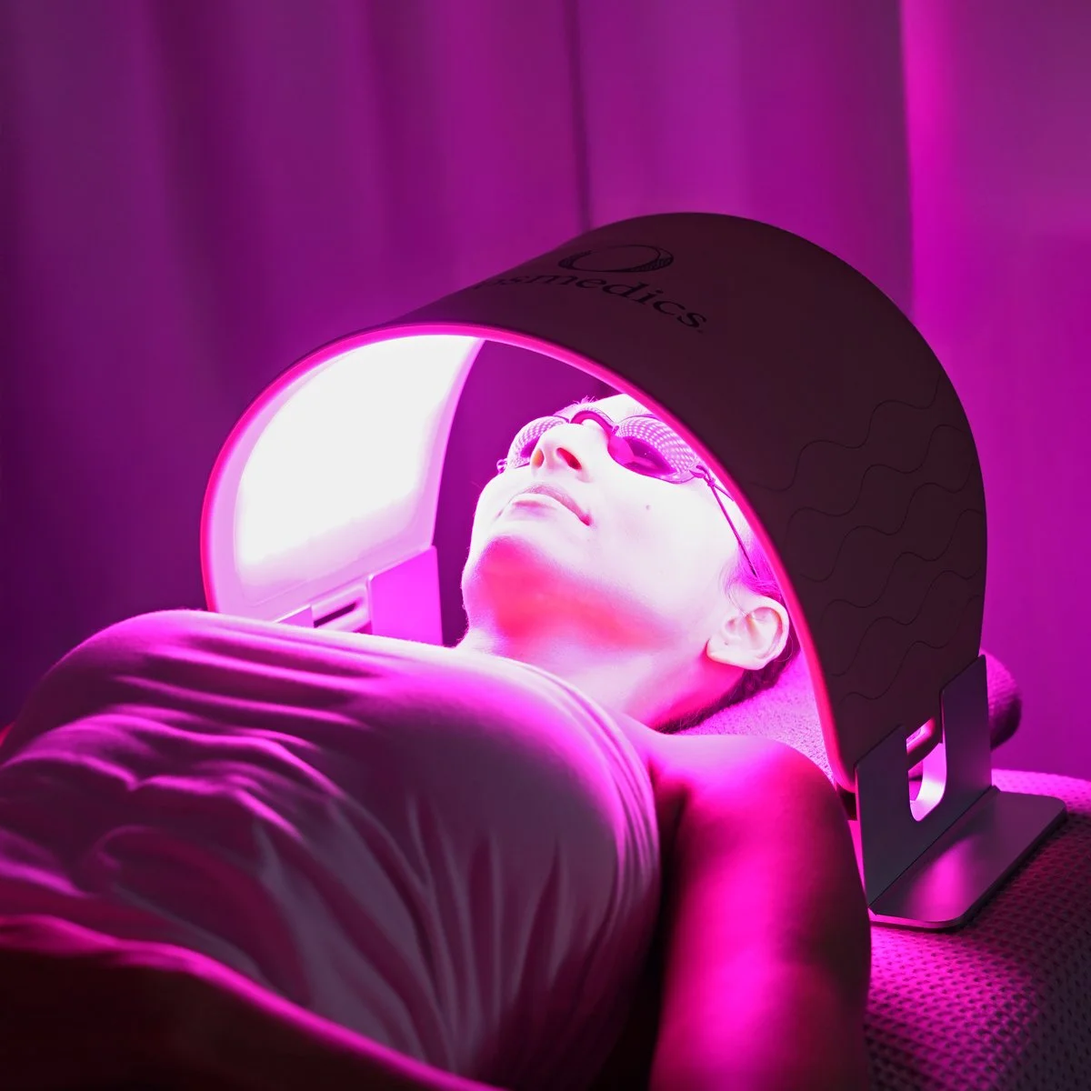 O-O-LED-Light-Therapy-Promo-4-1200px.jpg