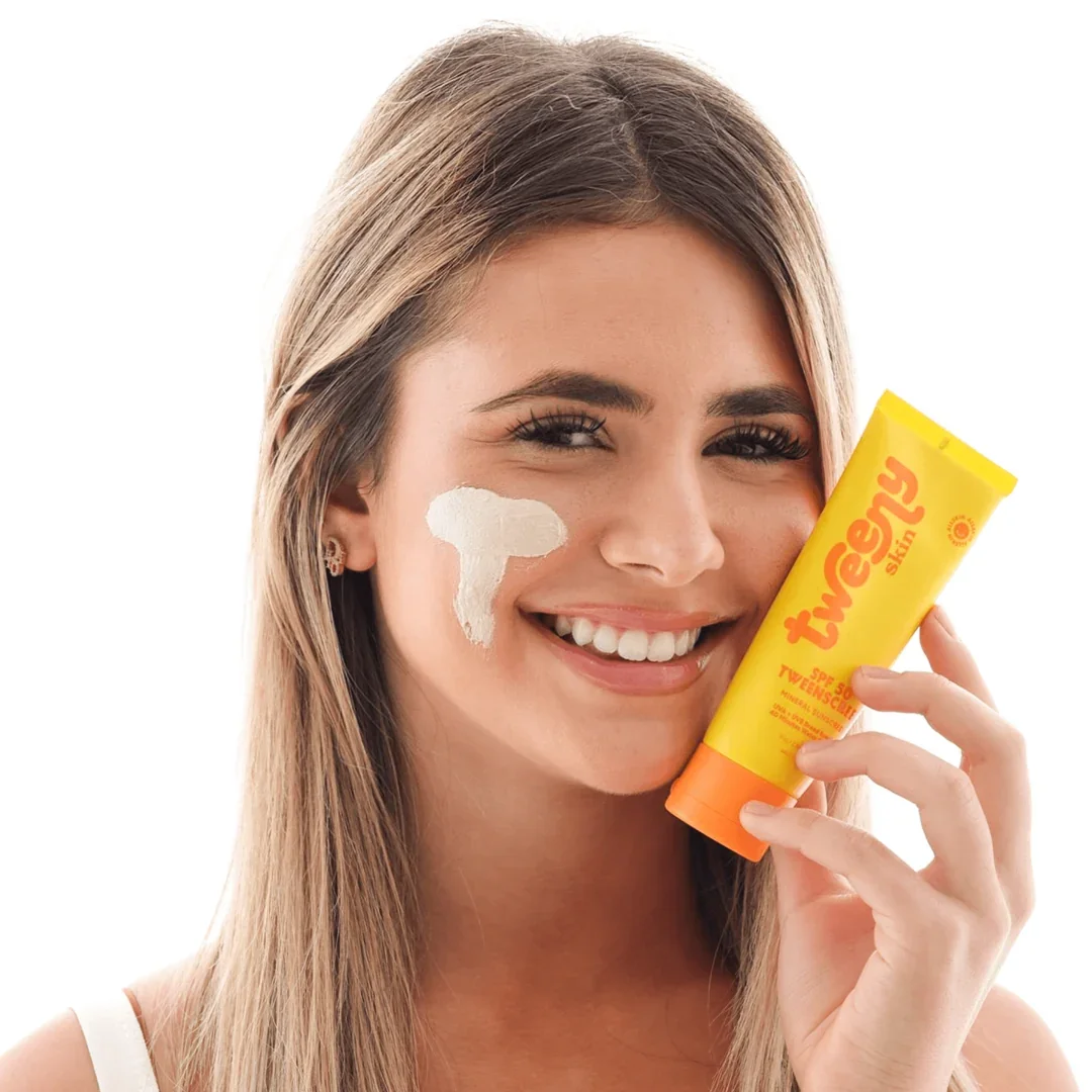 Tweeny_Skin_TweenScreen_SPF50_Product_Lifestyle_Img.webp