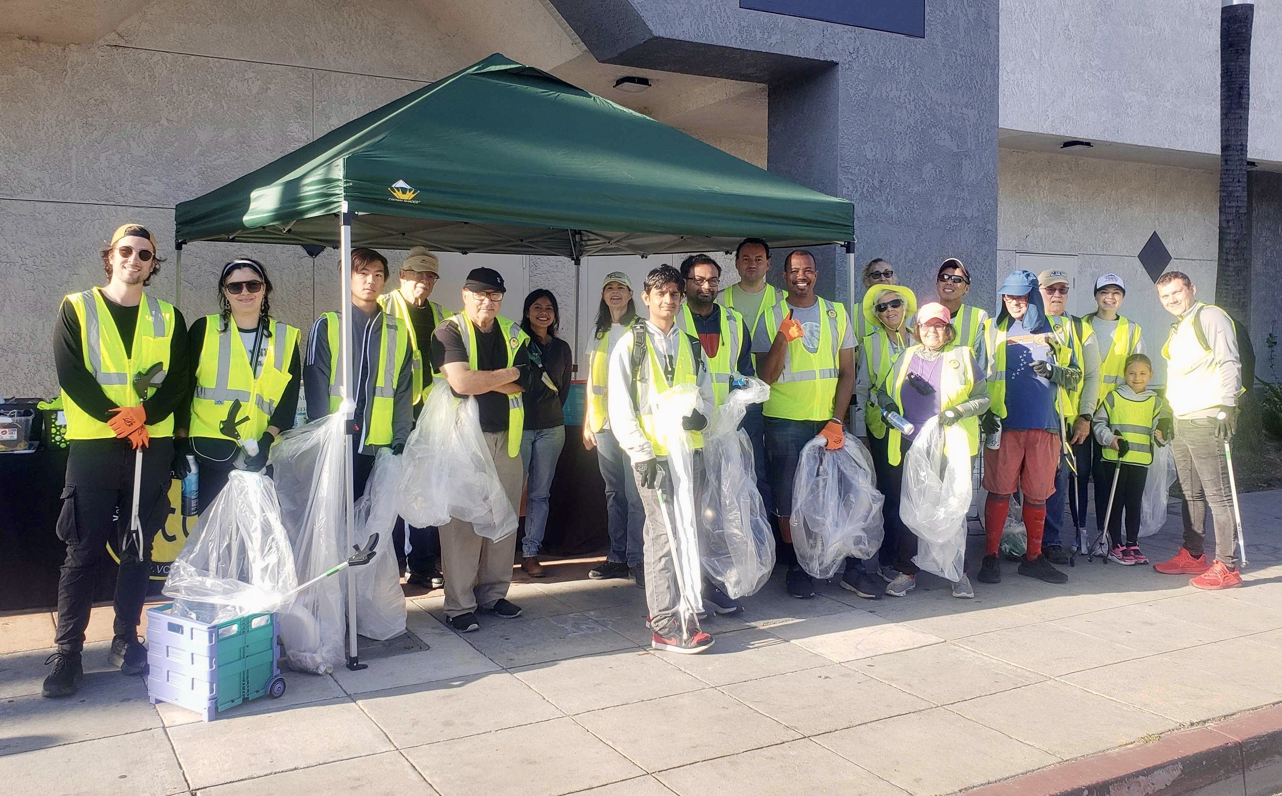 Volunteer Opportunity: Community clean up