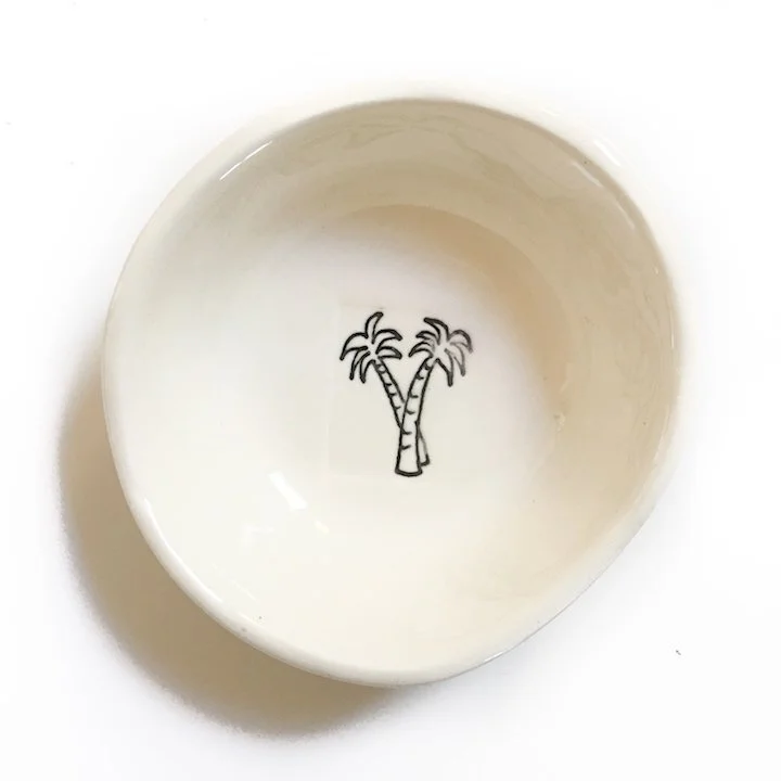 carolinec-ceramics-little-bowl-cream-palms.jpg