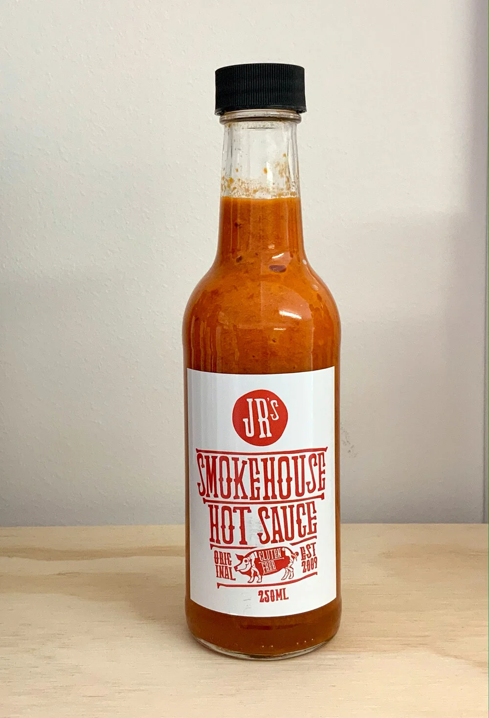 JR_smokehouse_hotsauce_lr.jpg