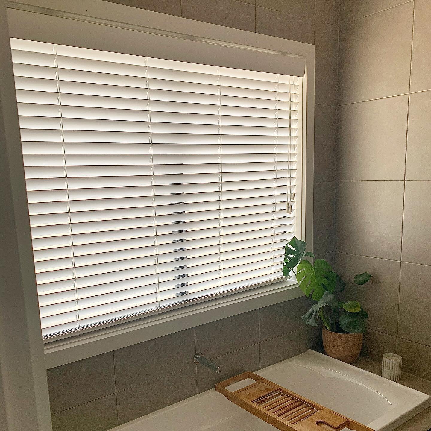 Bathroom furnishings...

Our Wooden white venetian&rsquo;s are always a popular choice for bathrooms, they are so versatile and will work in just about any room. 

They offer privacy while still allowing the light to flow in.

Contact us for your fre