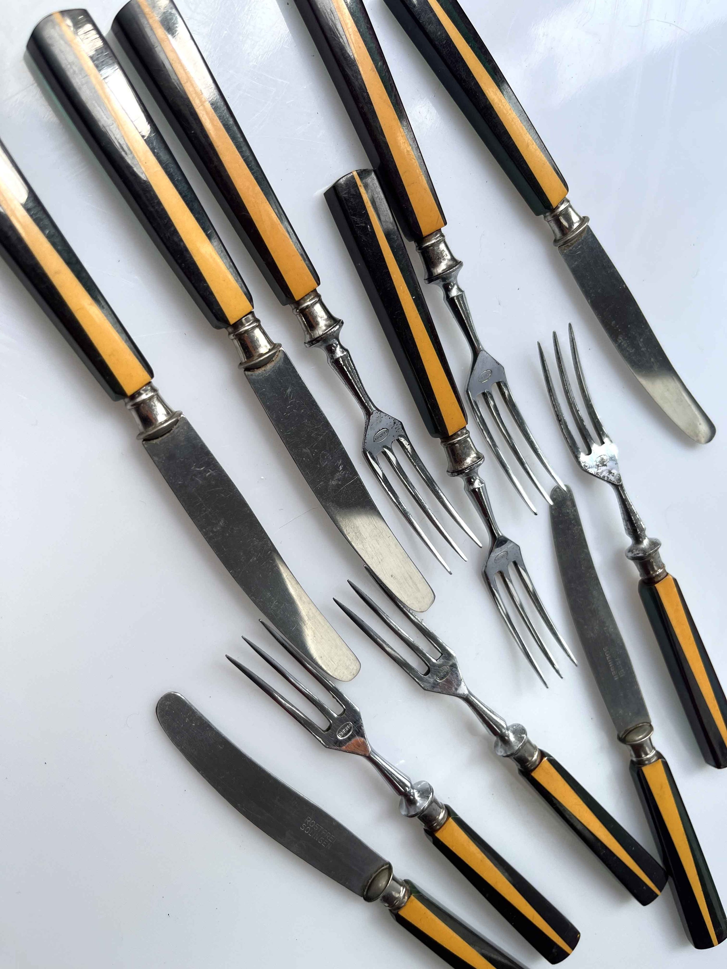 cutlery-brown-detail.jpg