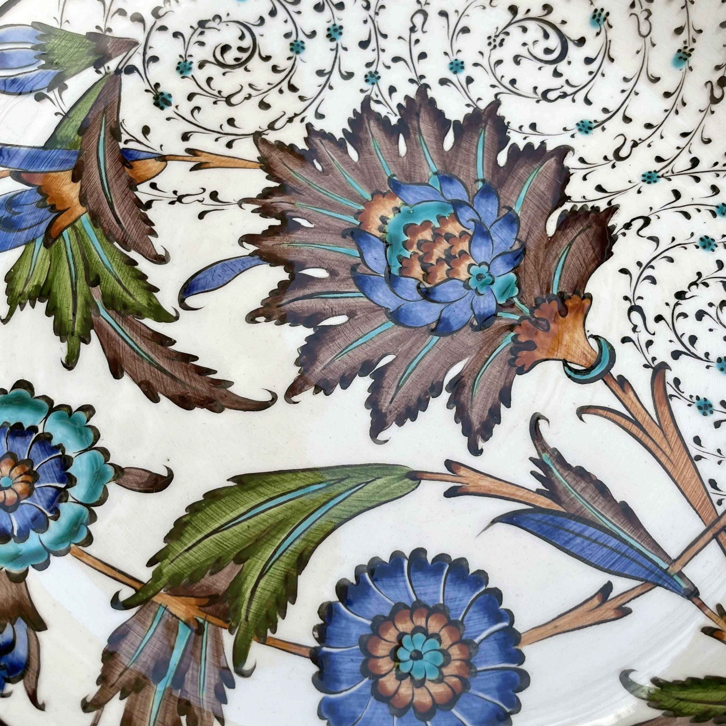 swirl-plate-detail.jpg