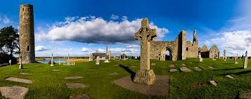 clonmacnoise 2.jpg