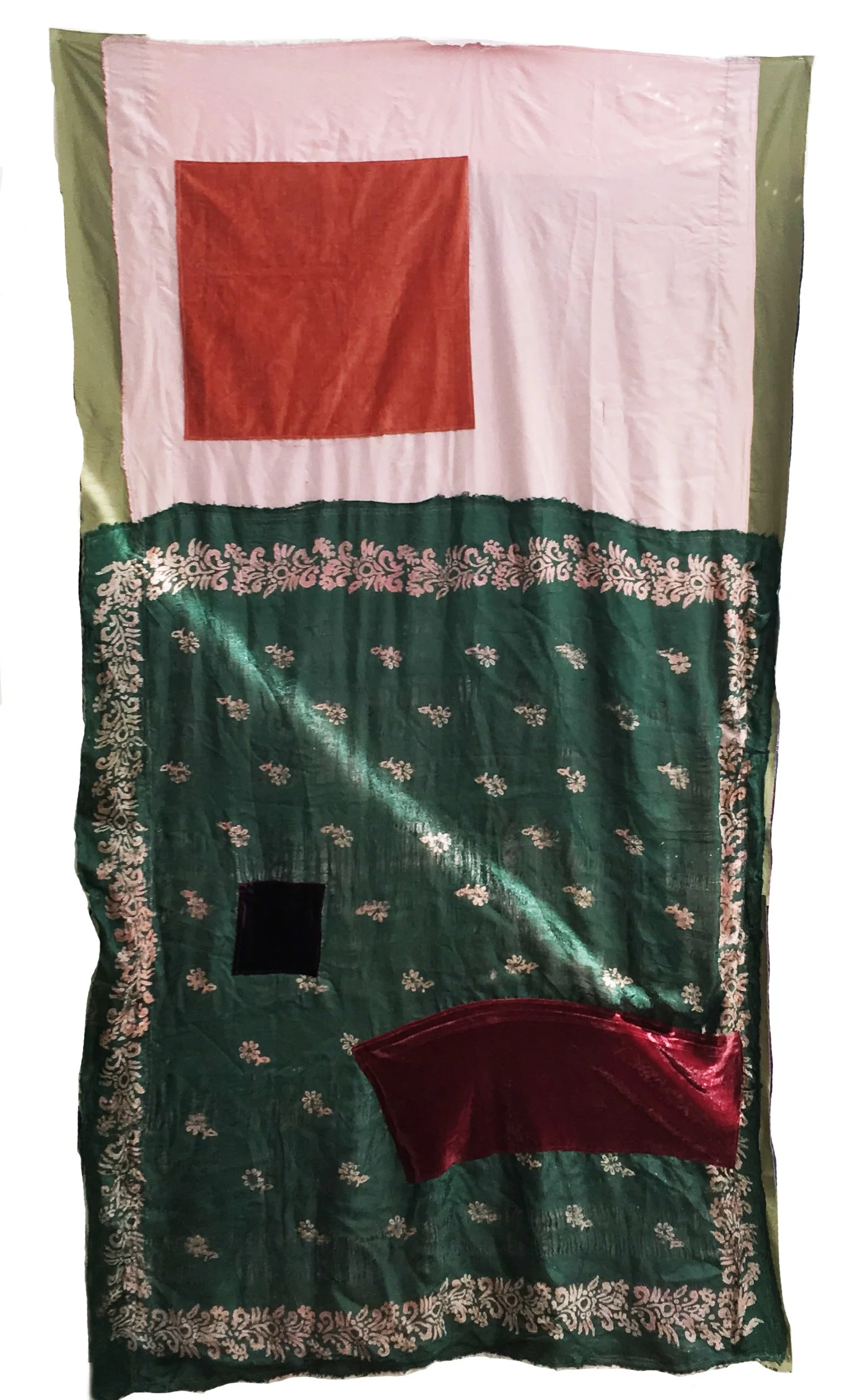 ROSADO -
225cm x 125 cm -
various fabrics - 2019