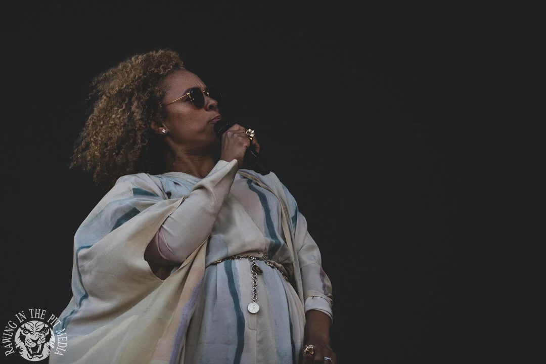 SNEAKY SOUNDSYSTEM-22.jpg