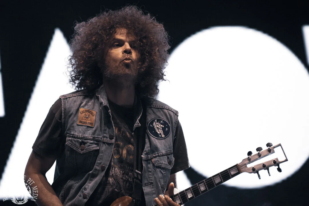 WOLFMOTHER-14.jpg