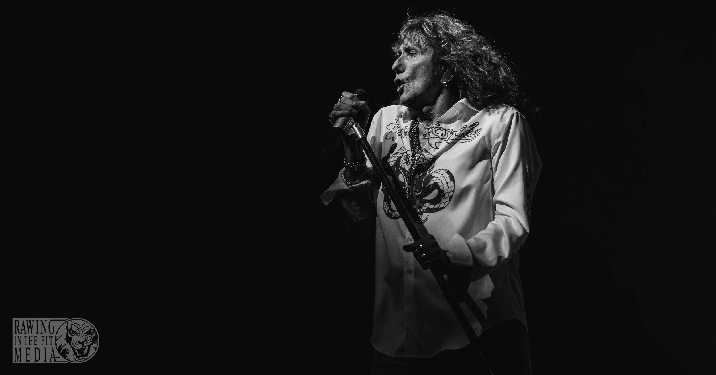 Whitesnake (56 of 92).jpg