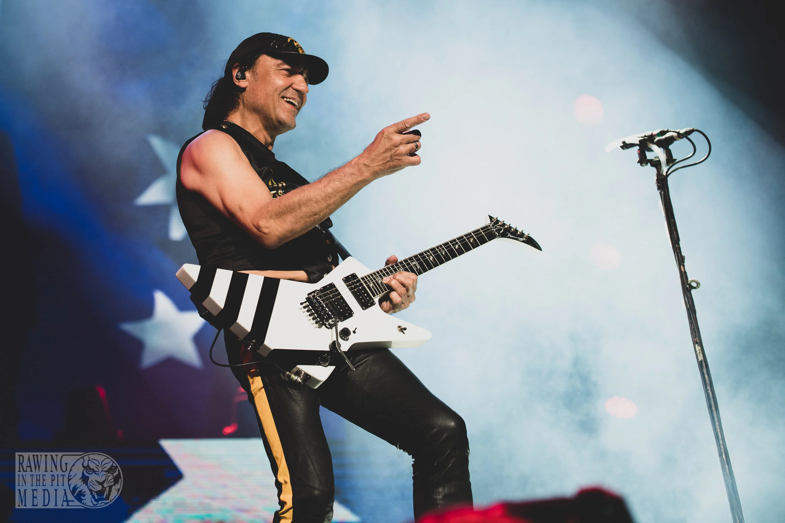 Scorpions (43 of 97).jpg