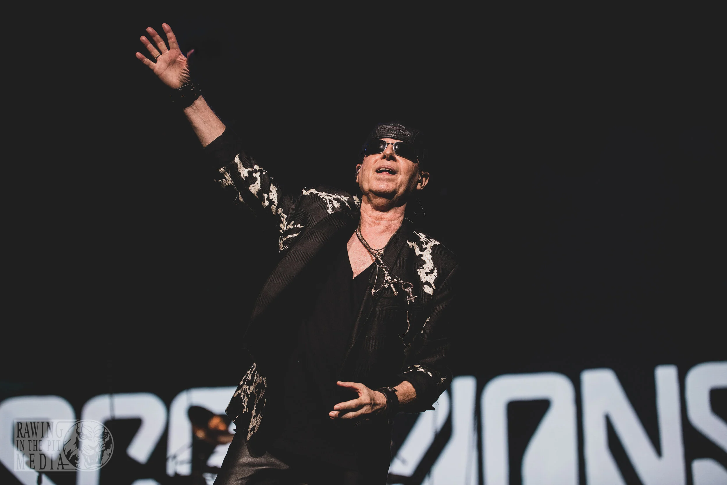 Scorpions (37 of 97).jpg