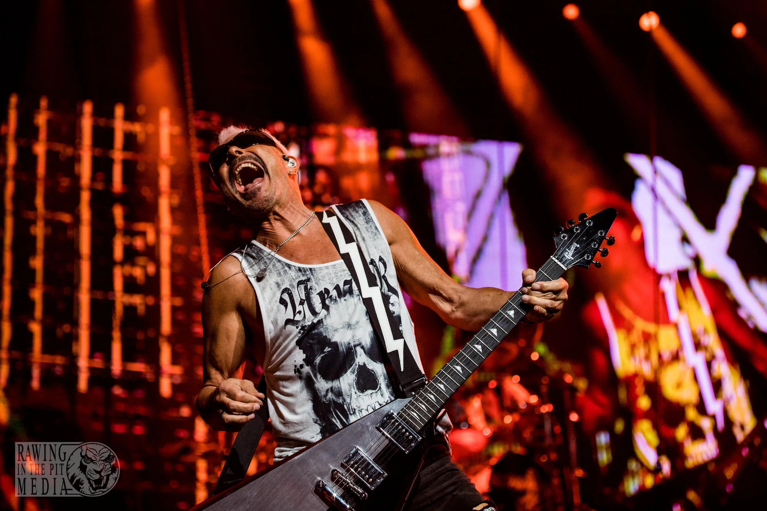 Scorpions (81 of 97).jpg