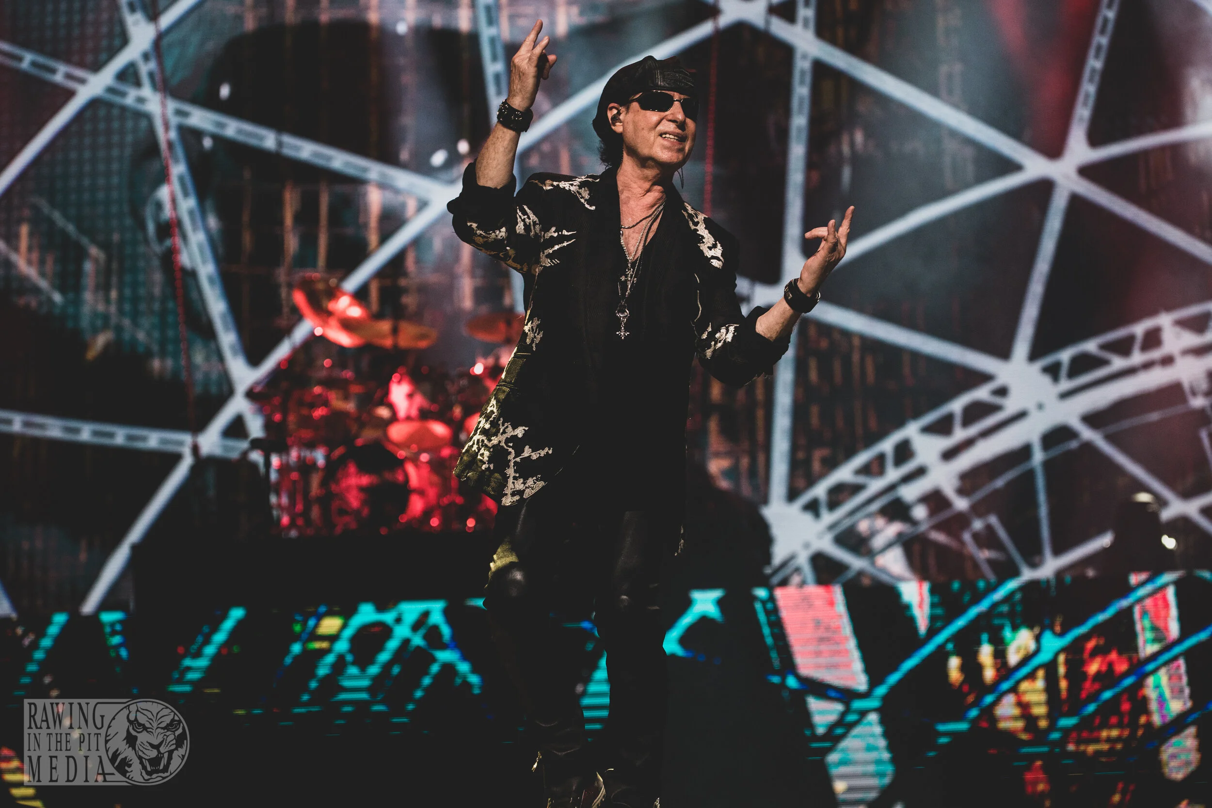 Scorpions (90 of 97).jpg