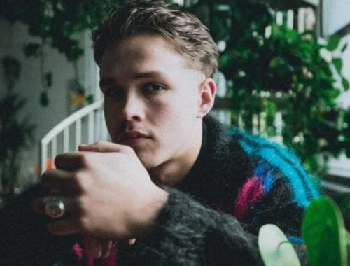 oliver malcolm 3.jpeg