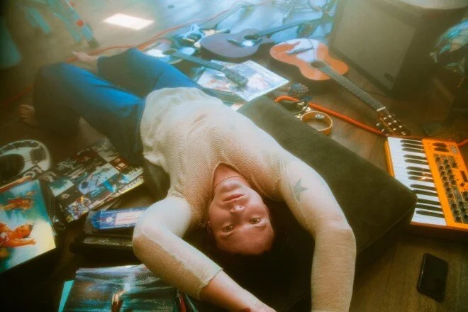 ASHTON IRWIN SHARES NEW SINGLE ‘SCAR’