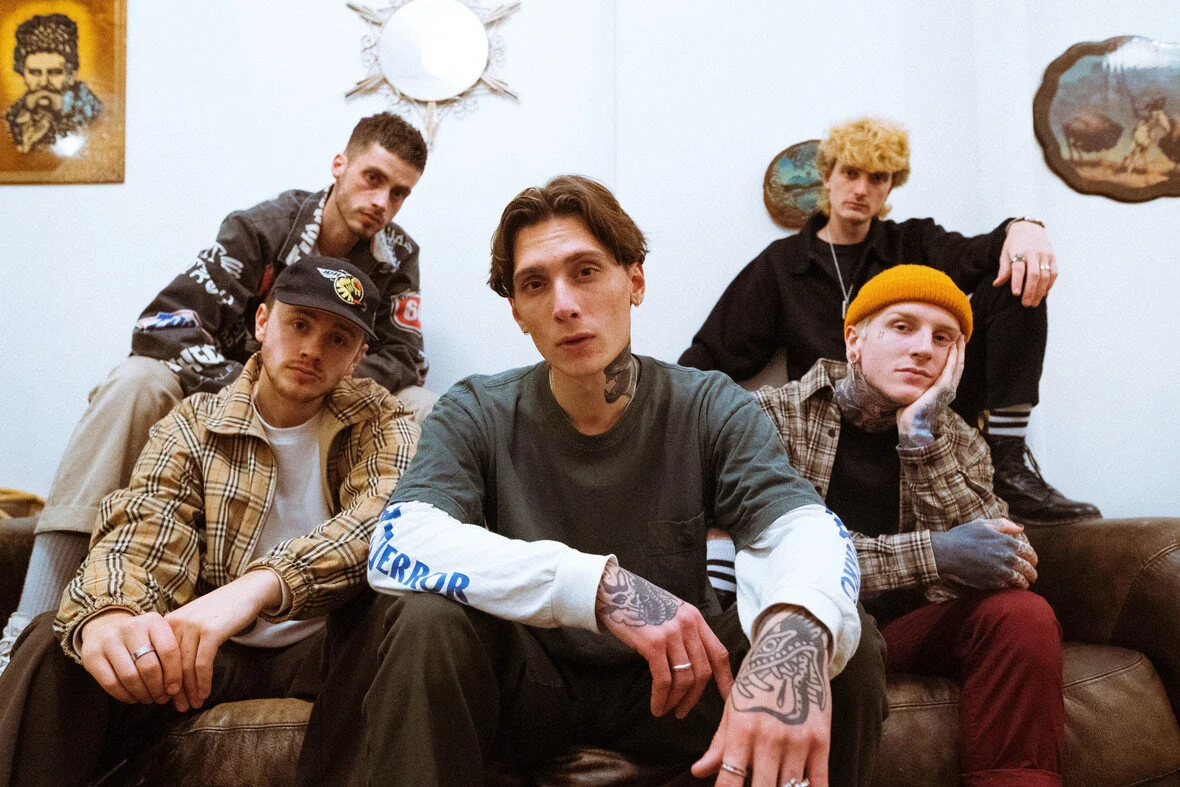NEW SINGLE &amp; MUSIC VIDEO FROM UK's MOUTH CULTURE - 'ihatesadsongs'