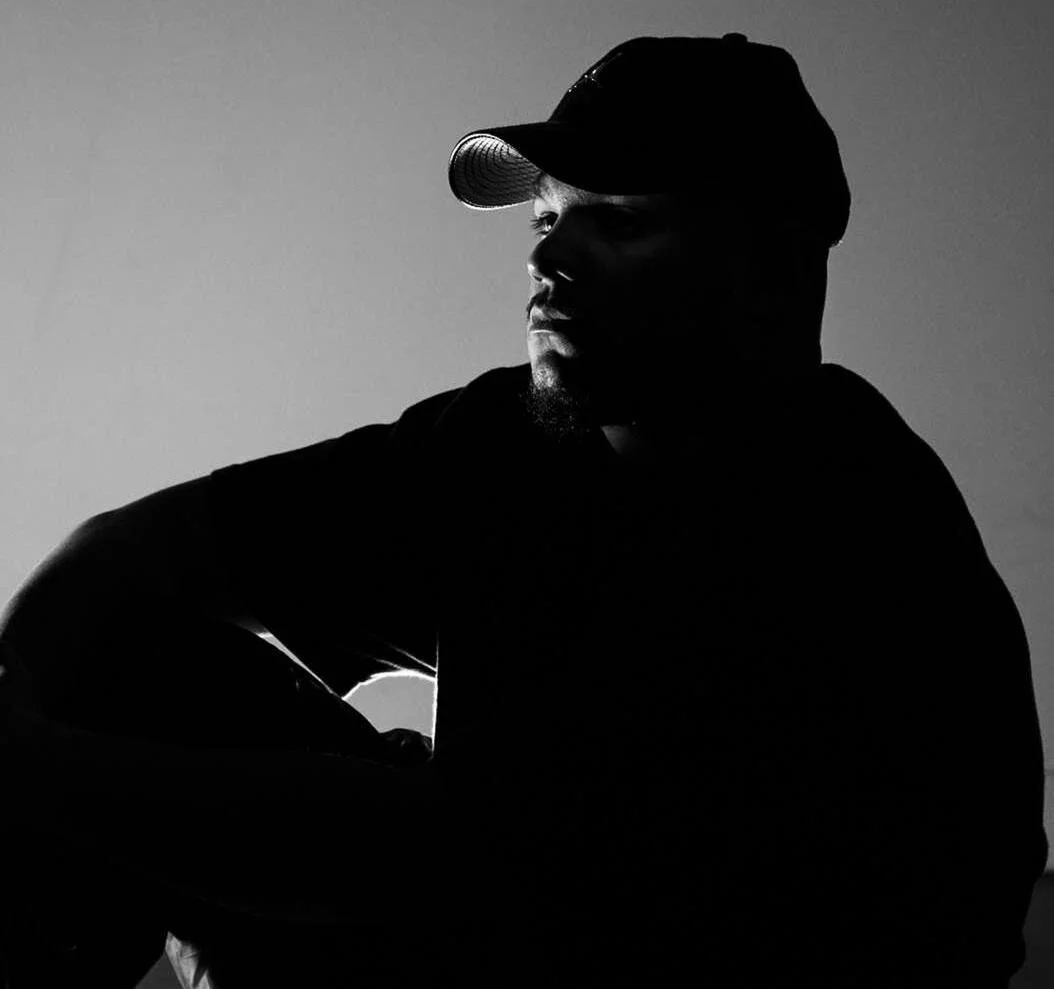 SUPPORT FOR DEBUT SINGLE ‘ONE TIME’"The Melbourne-based musician's debut single is a wind-swept R&amp;B moment that feels like the future of Australian music." - Pilerats (AUS)“The video is just constant euphoria - Martha's huge smile and ace dance …