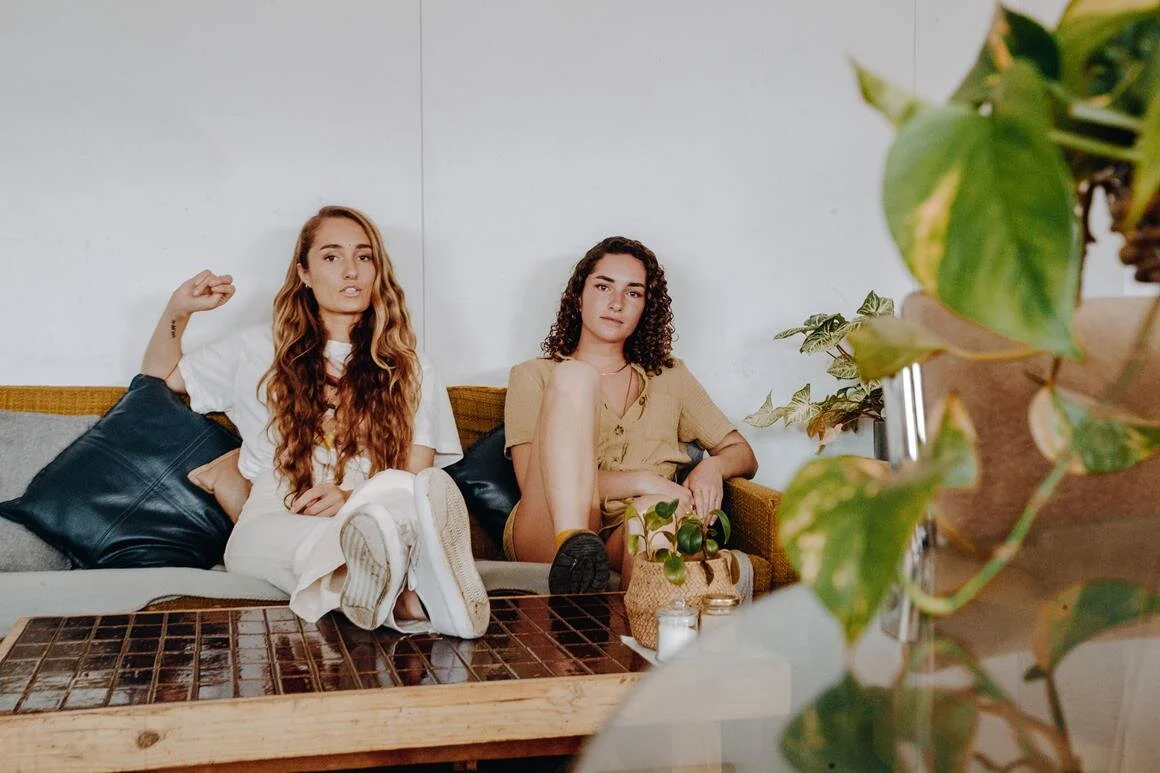 SUPPORT FOR 'SPACE COWBOY'"A smoldering, seductive love song, MINIQ’s 'Space Cowboy' offers a cinematic take on an unexpected, thrilling romance – the kind that sweeps you off your feet." - Atwood Magazine (USA)