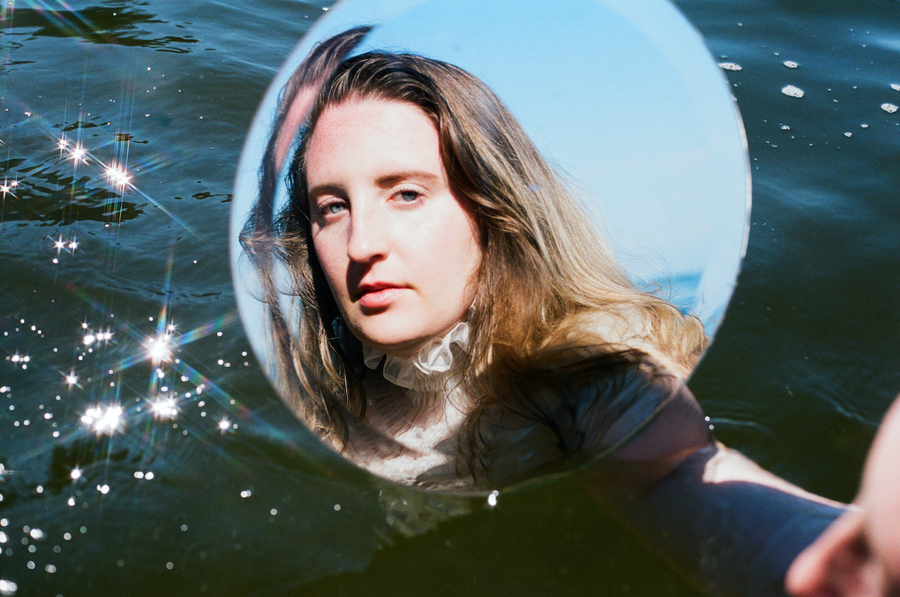 Rich and Nostalgic Indie Pop Olive Louise drops "Nothing's The Same"