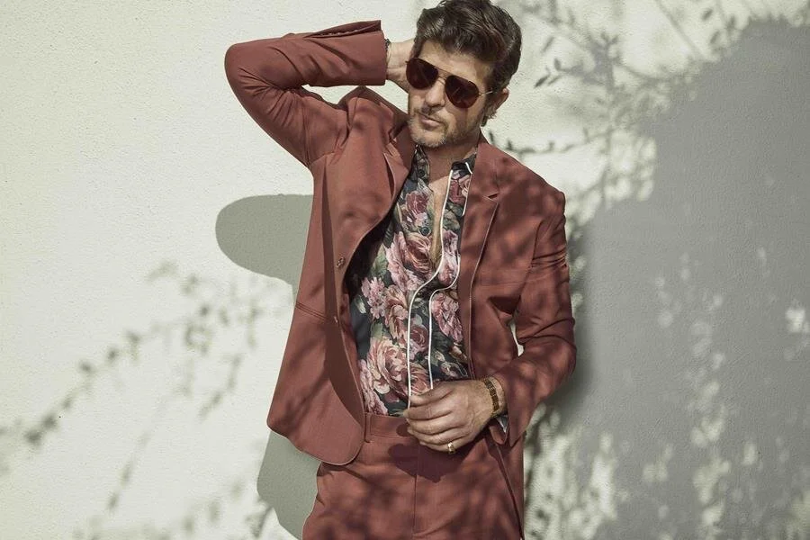 Song Review - Robin Thicke - Look Easy