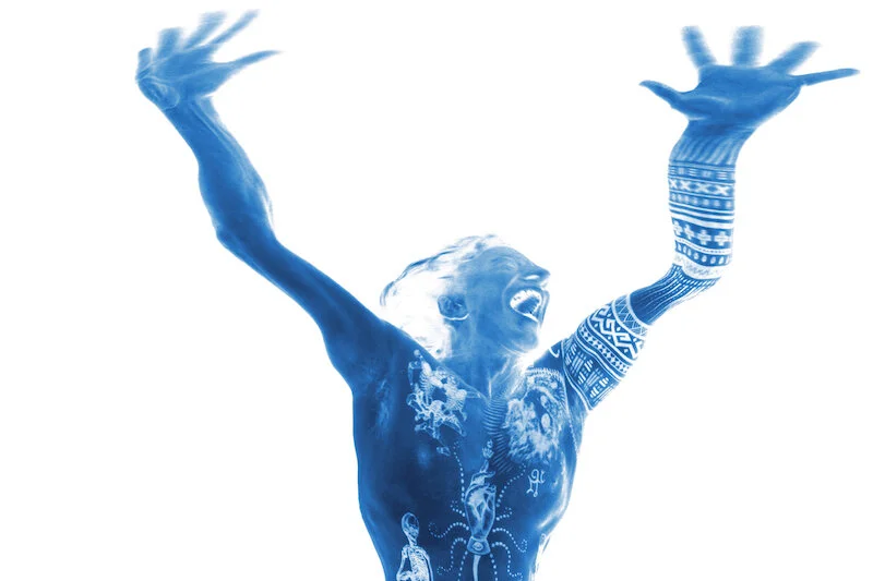 DANNY ELFMAN SAYS: “KICK ME I’M A CELEBRITY” WATCH VIDEO FOR WALLOPING NEW TRACK “KICK ME” HERE