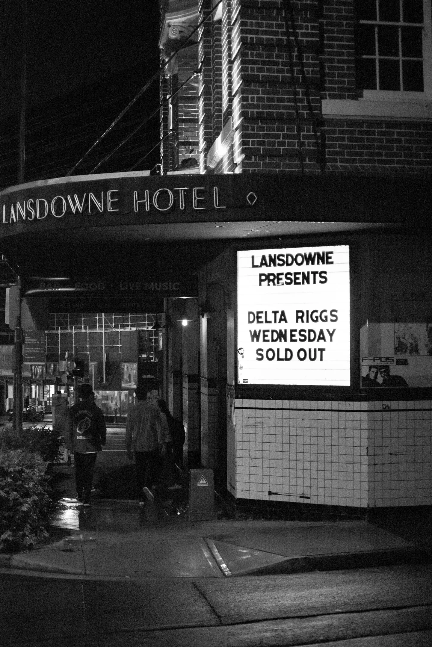 The Delta Riggs with Salarymen at The Lansdowne 17 MARCH 2021